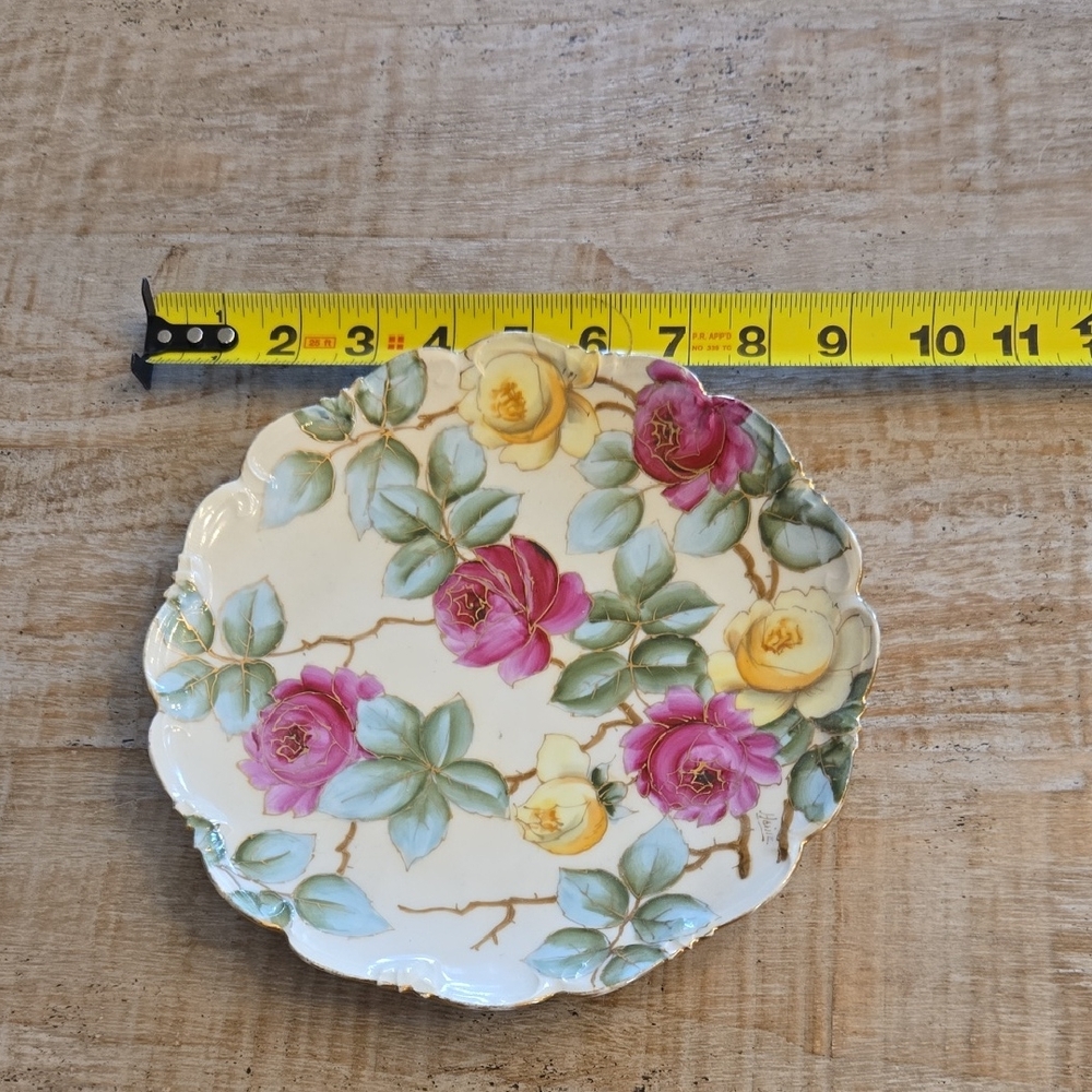 Source Unknown Floral Plate with Pink and Yellow Roses